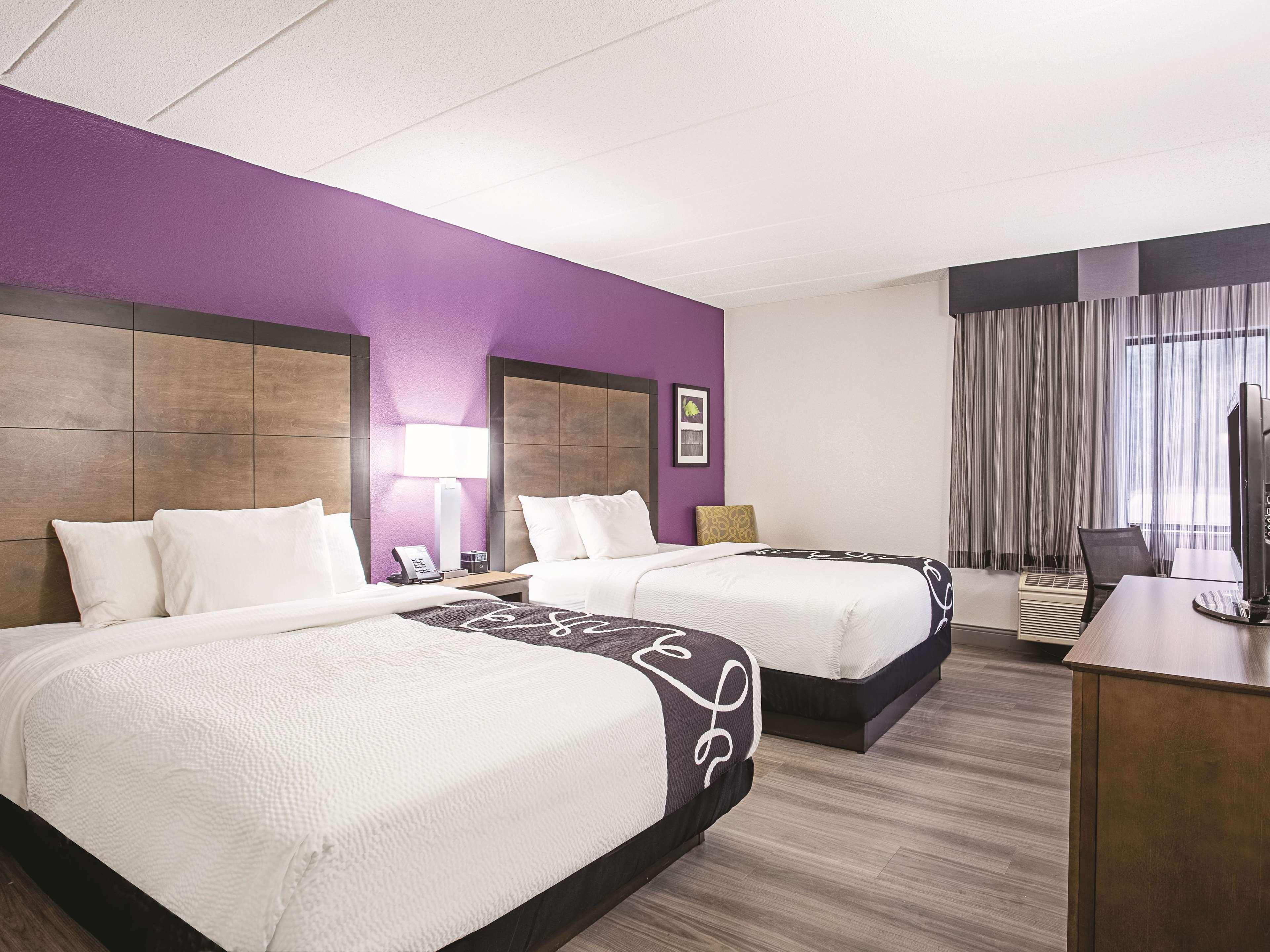 La Quinta By Wyndham Baltimore N / White Marsh